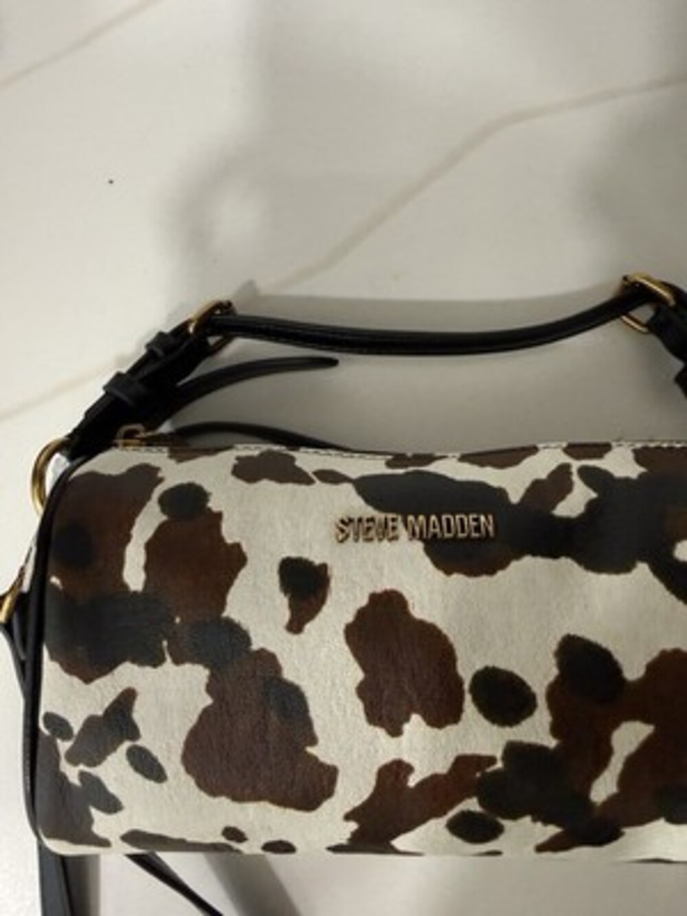 NWT Steve Madden Cow Print Barrel Crossbody Bag Brown White Cylinder Handbag - Picture 6 of 8